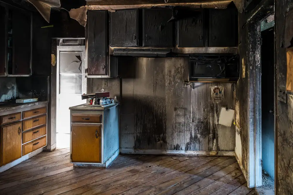 sell a house with fire damage in Knoxville as is