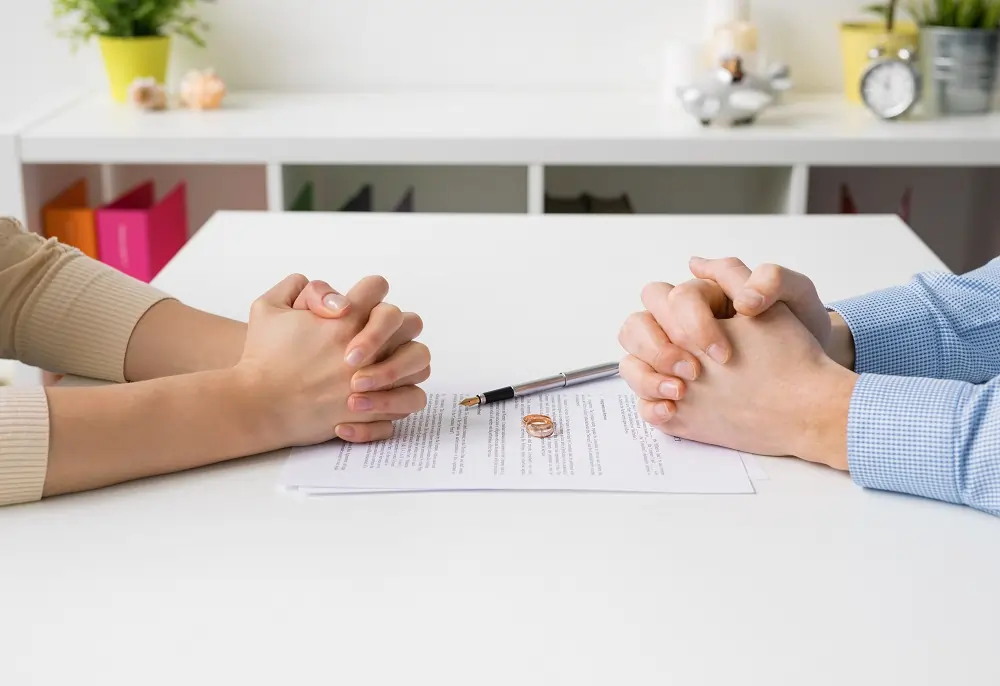 Negotiating the sale & protecting your interests during divorce